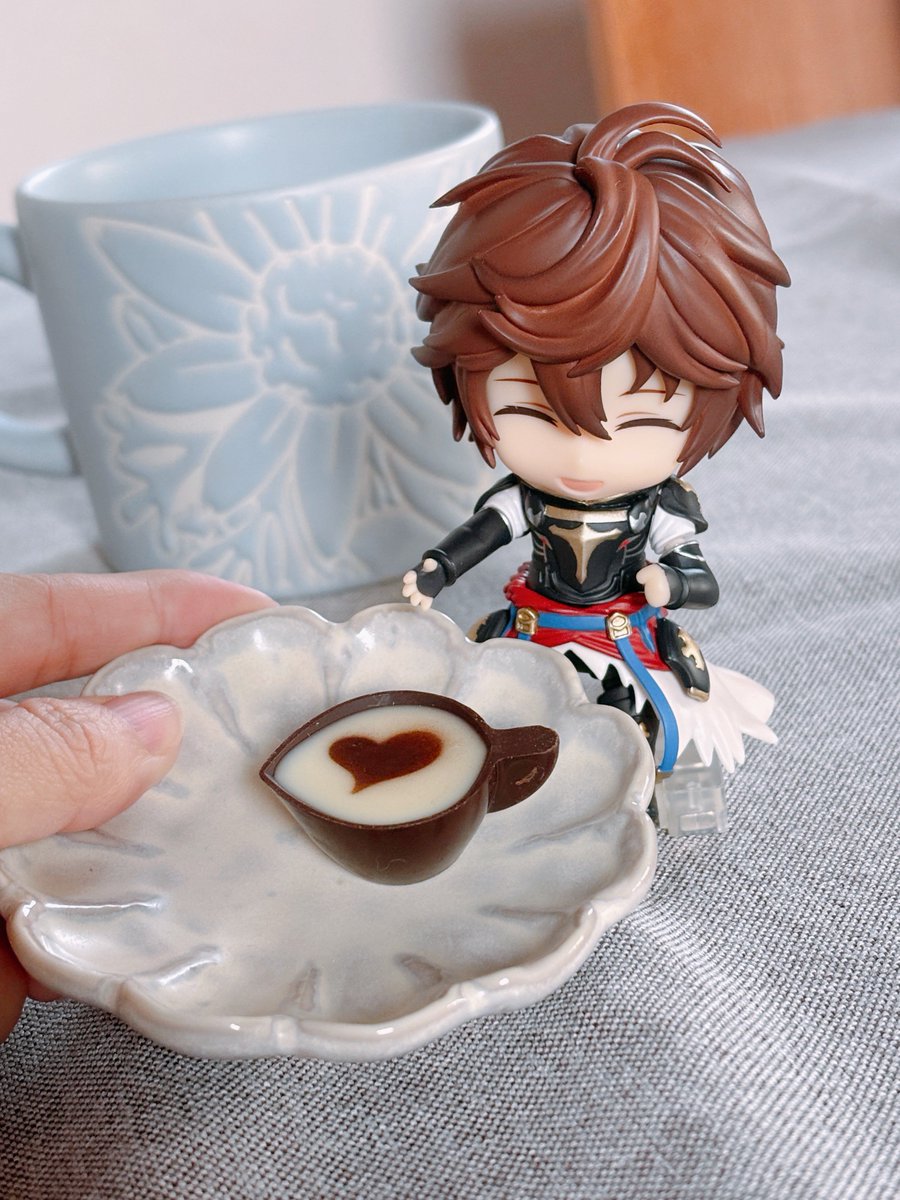 noichi_r's tweet photo. ☕️🍫🍫🍫✨ https://t.co/MFG7hkEAou