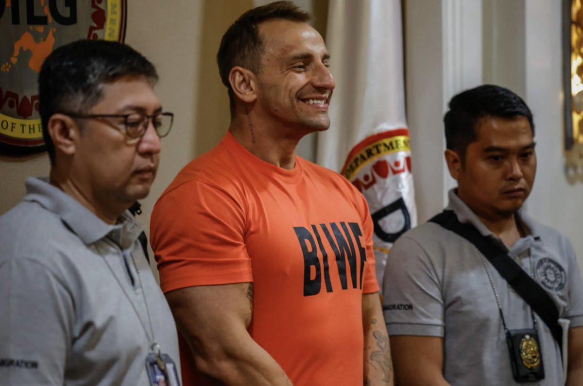 viewsceo's tweet image. It’s alleged by someone close to Vitaly that something “extreme” happened to him while he is facing time in the Philippines 😳