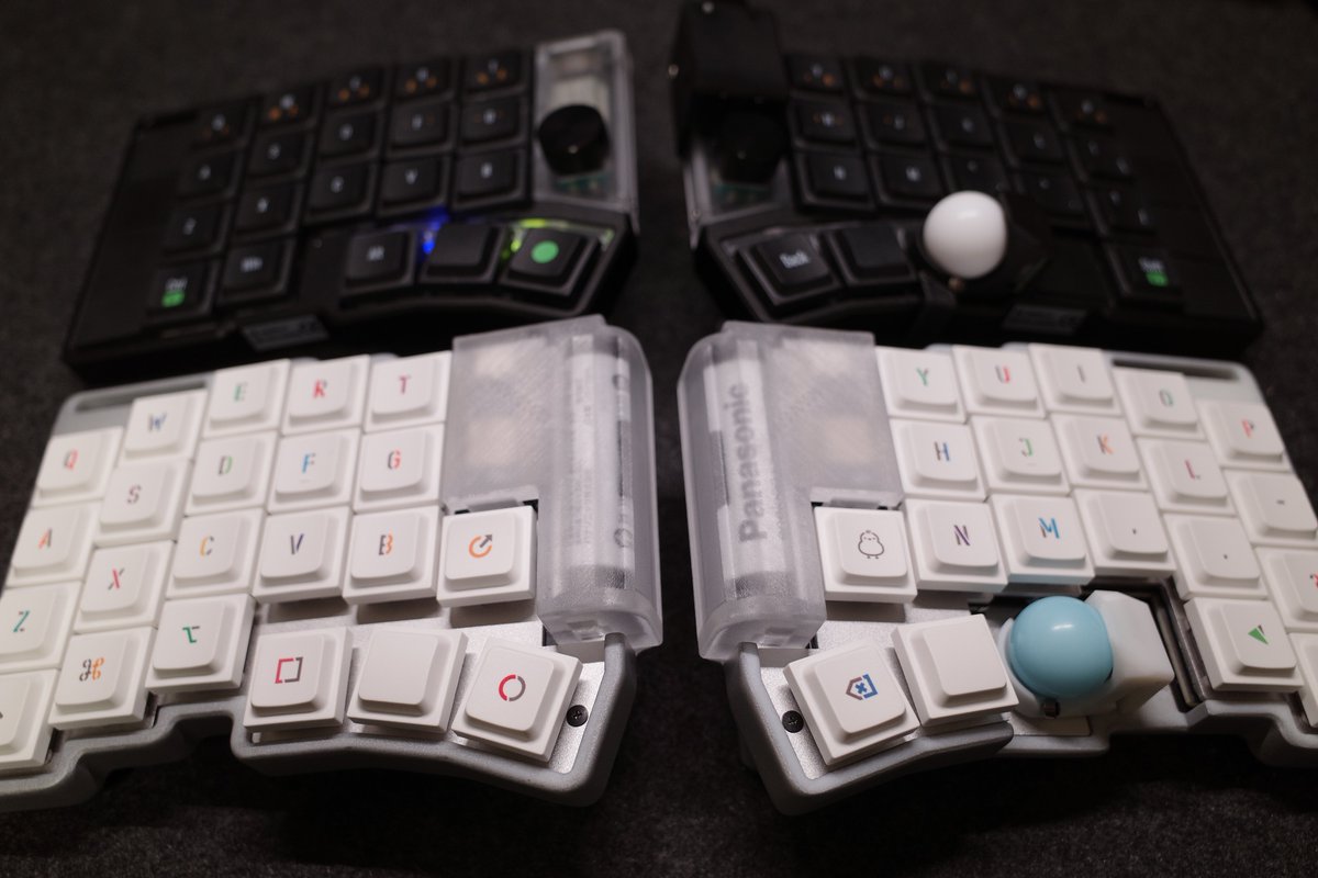 Title: よく似た2台 Keyboard: torabo-tsuki LP & CornixTB Switch