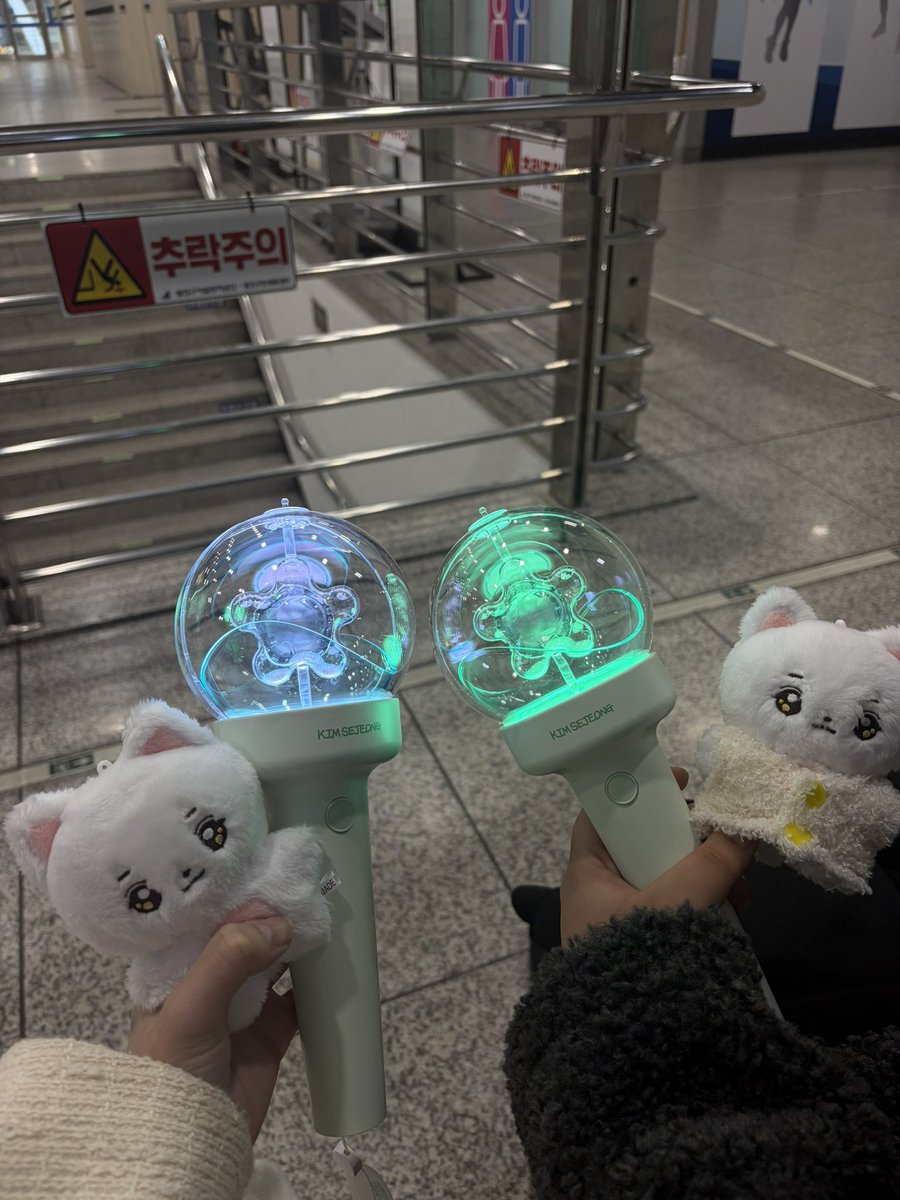 세동이 손세동제🧼🫧❄️ (@clean_handd) on Twitter photo 