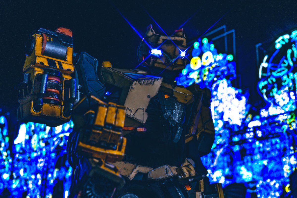 勝利の女神NIKKE

T.A.L.O.S(タロス)

無加工でこんな光らせ方出来るの凄い！

📷：たかすさん(<a href="/takaspict/">たかす</a>)
🛠️：ライカさん(<a href="/tenkotuko/">ライカ</a>)

#NIKKEcosplay #NIKKE #ラグコス