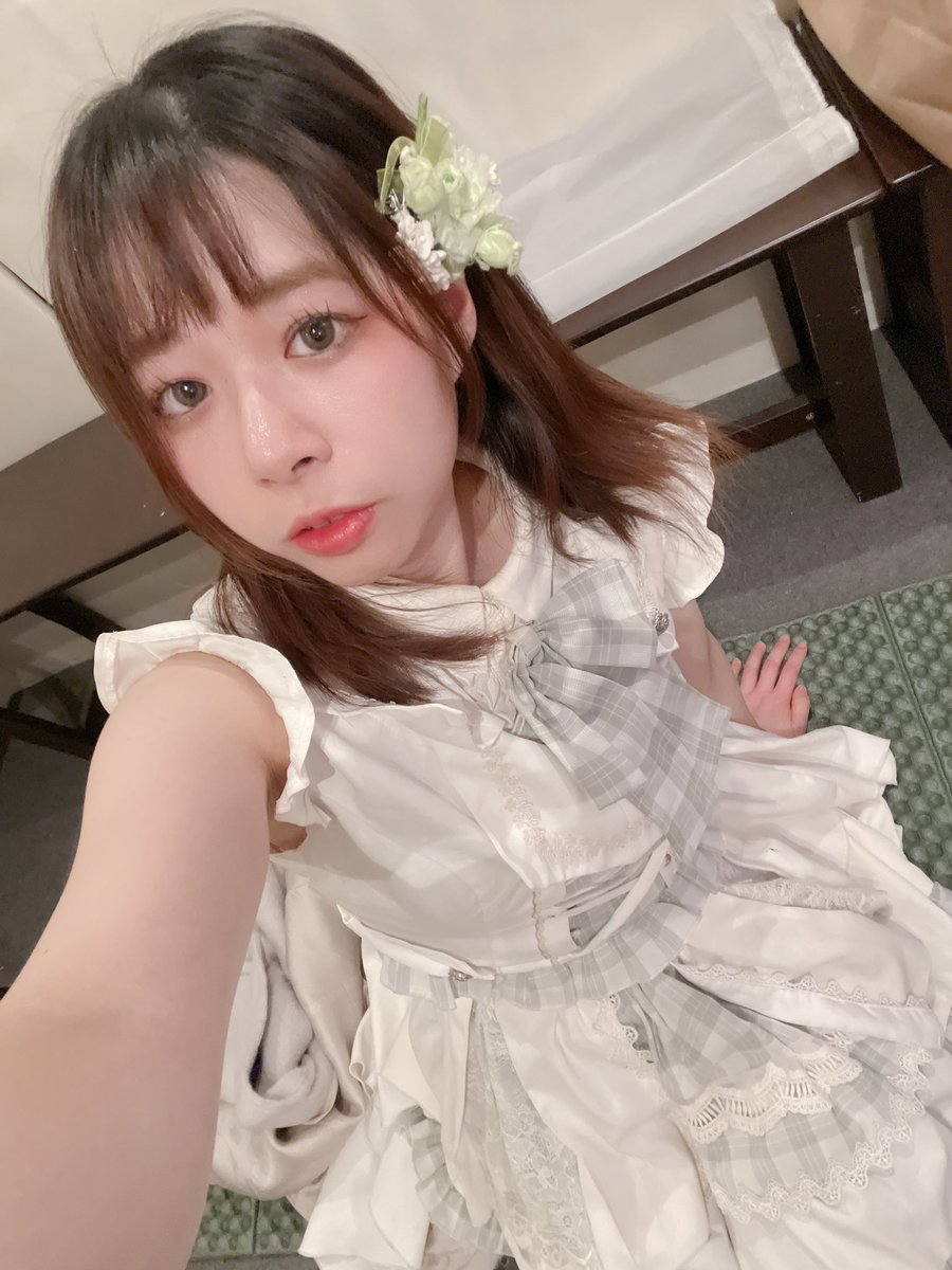 Suika_0829's tweet photo. 遅くなりましたが…！
あけましておめでとうございます！✨️🎍🌅

SNSなど低浮上気味でごめんなさい…！
ちゃんと生きてます！🙇🏻‍♀️💦 https://t.co/uFhuxlVJWS