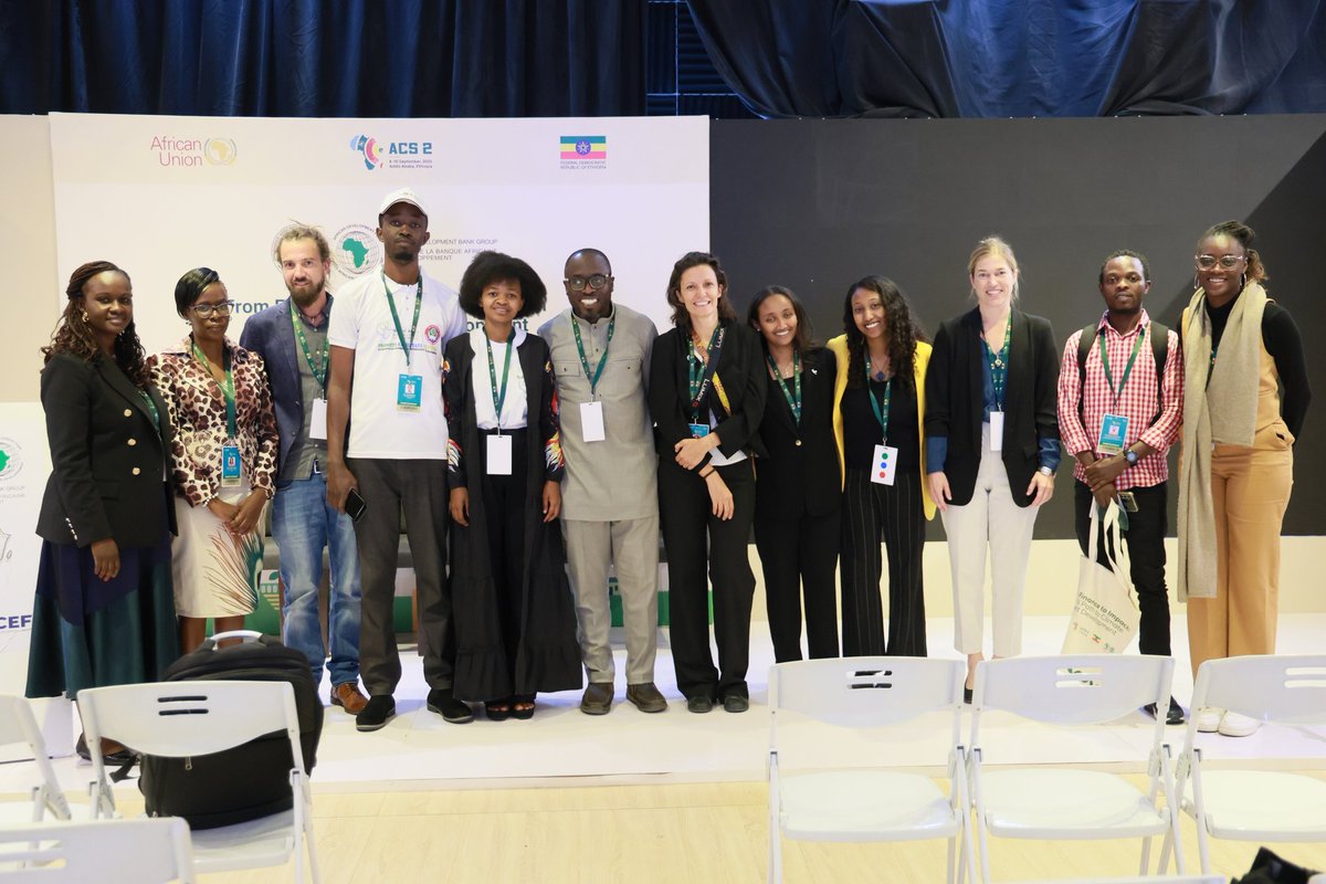 At <a href="/ACS2ET/">Africa Climate Summit 2</a> we had the honor of speaking at the <a href="/AfDB_Group/">African Development Bank Group</a> pavilion to share our experience in the circular economy.
 We presented our initiative to transform plastic waste into paving stones, a concrete solution that combines environmental protection, local innovation, and the