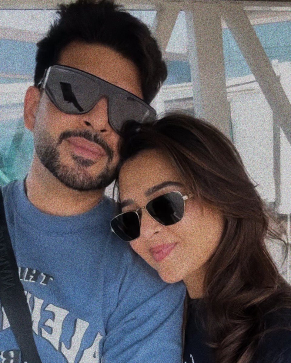 Vidztweetz's tweet photo. not teju posting such cutesy stories while some jobless jealous dimw!ts are still pressed abt their relationship after four whole years :)
#tejran 💗🧿 https://t.co/5NzRYp3gL4