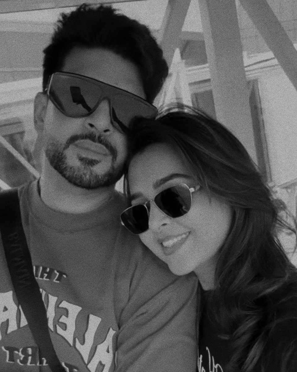 Vidztweetz's tweet photo. not teju posting such cutesy stories while some jobless jealous dimw!ts are still pressed abt their relationship after four whole years :)
#tejran 💗🧿 https://t.co/5NzRYp3gL4