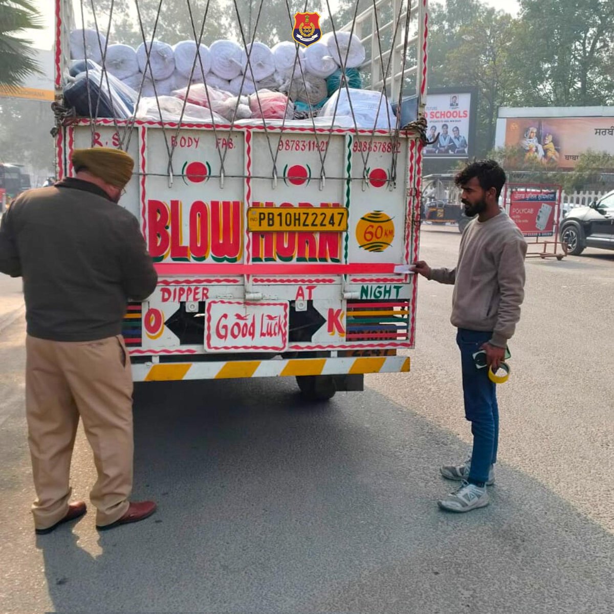 Ludhiana_Police's tweet image. A little reflection can prevent a big accident!  
Commissionerate Police Ludhiana applying reflective tapes to vehicles as part of the ongoing Road Safety Month initiative.  

#ThinkSafety  #SafePunjab