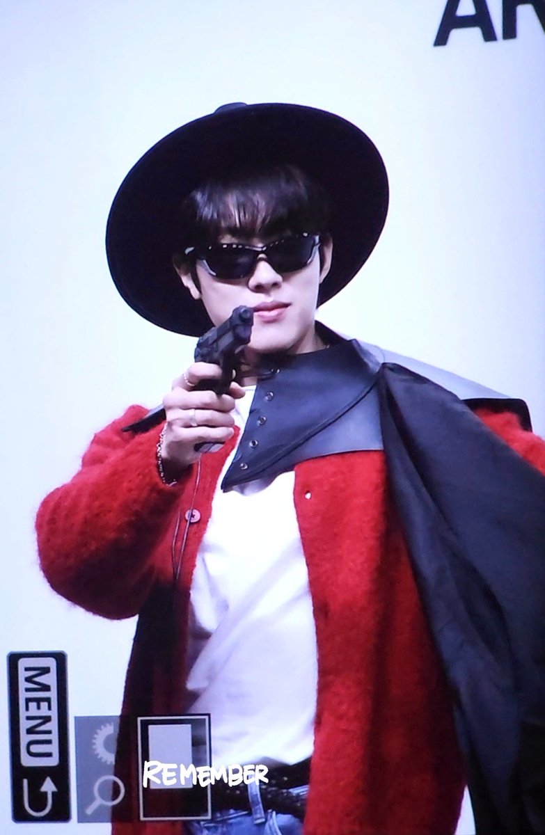 260110 프롬 6차 팬싸 성열 프리뷰

마피아겜 하다가 마피아가 되버려따

#이성열 #LEESUNGYEOL #Asteroid #성열 #sungyeol