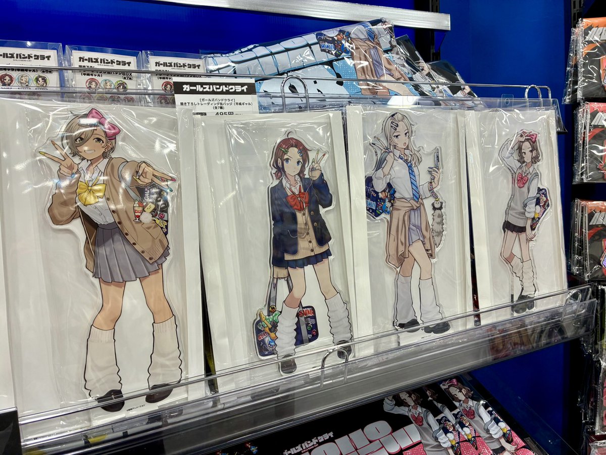 コミLab.】 POP-UP開催中の 「ガールズバンドクライ」✨ 5人が『平成