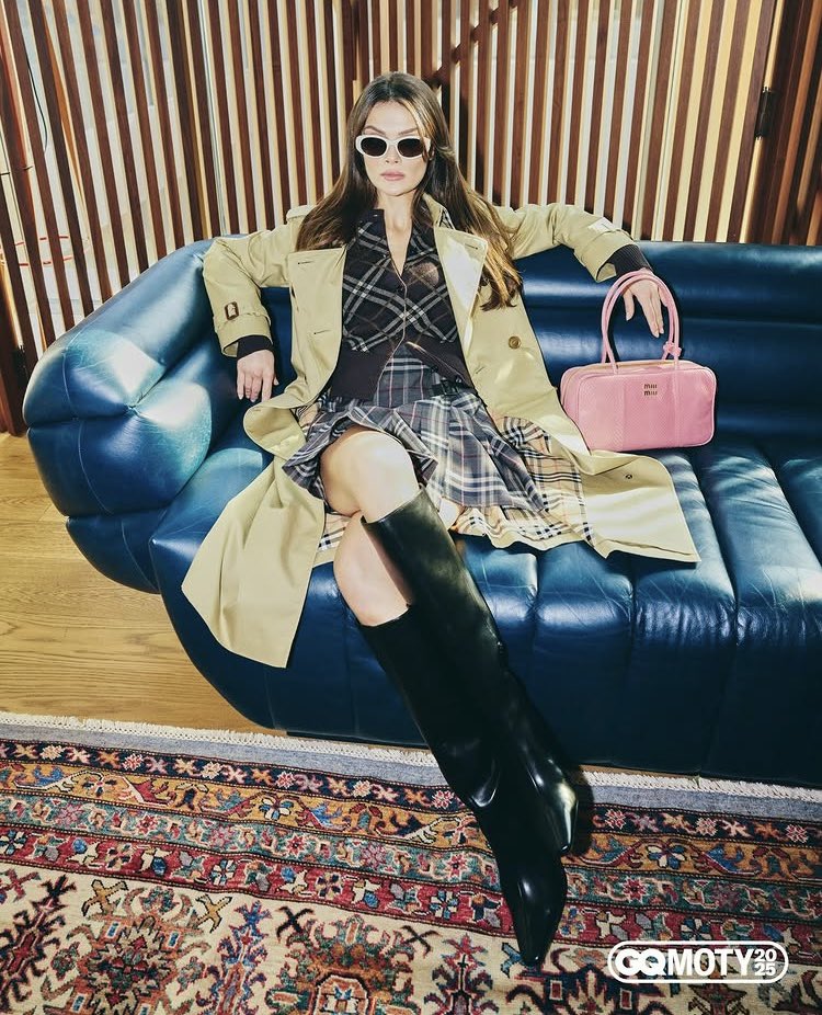 TurkishMagTrend's tweet image. Now available on eBay and Etsy!

GQ Turkey December 2025 Woman of the Year #SinemÜnsal / Worldwide Fast Shipping

ebay.us/m/K2GNp0

turkishmagazinetrend.etsy.com