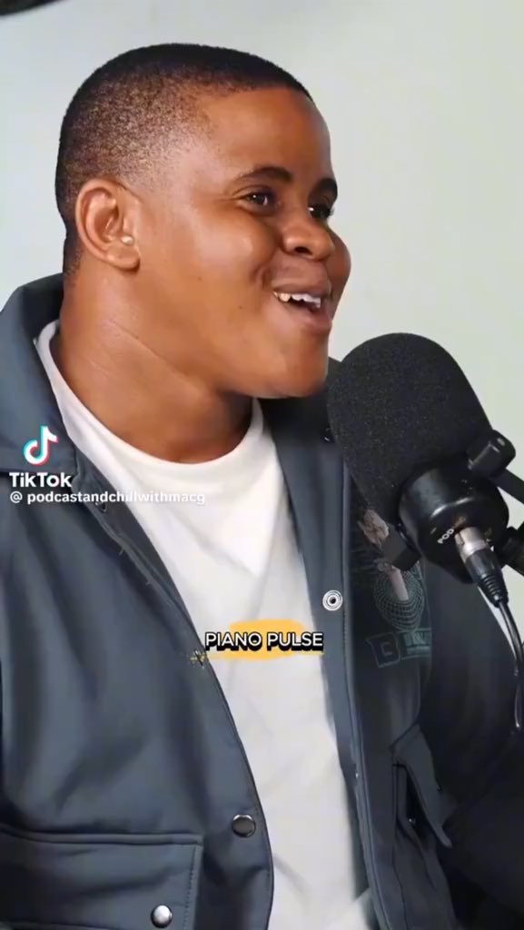 uMaster_Sandz's tweet image. Wasn’t familiar with Dr Khoza’s game 🙆🏽‍♂️🔥😭🖤🤍☠️☠️☠️☠️🔥🔥🔥🔥🔥😭😭😭