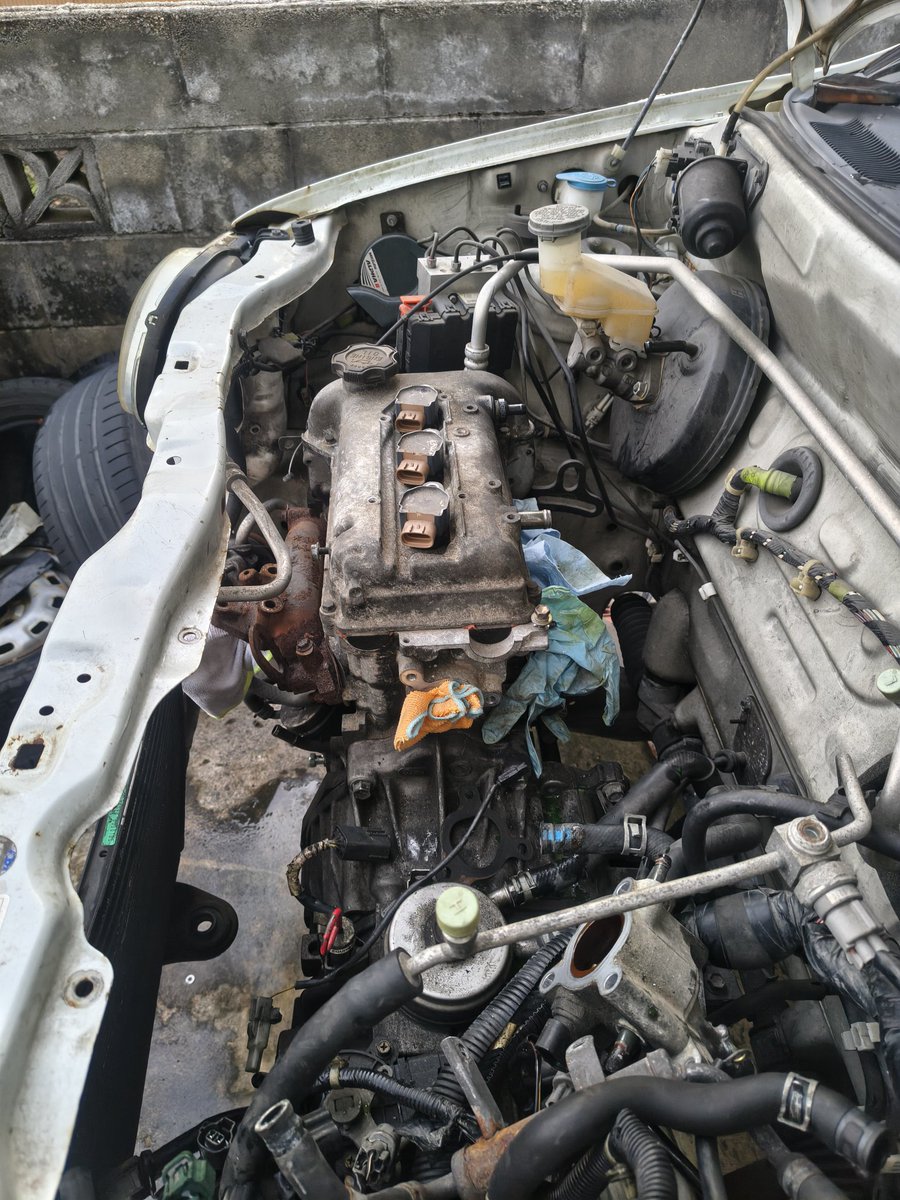 ea11r0925's tweet photo. 降ろそうと思ったけどこのまま車上でオーバーホールしてから降ろした方楽な気がしてきたな！？ https://t.co/5eld2X1ojz