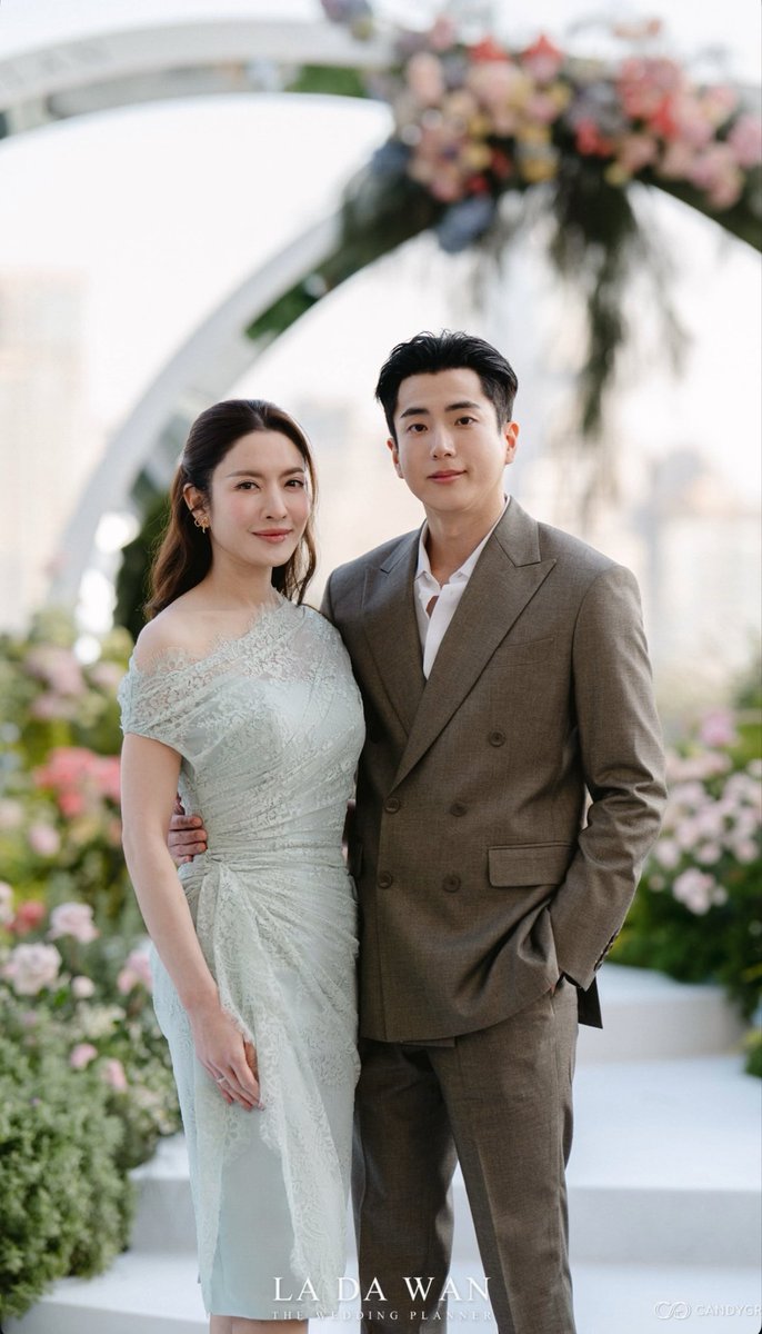 ughask's tweet image. 👰🏻‍♀️🤵🏻‍♂️💐