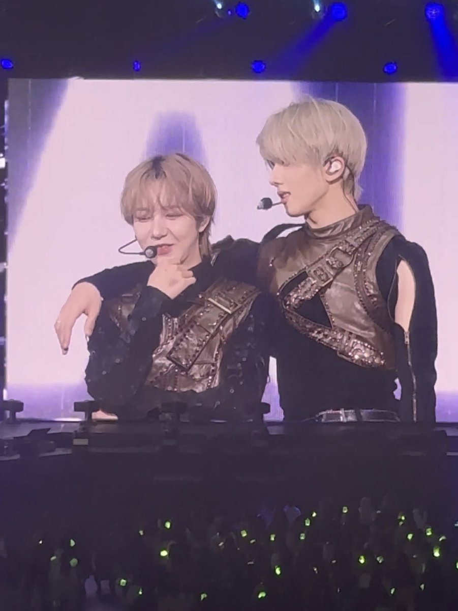 petlada_tk's tweet image. 😖👉🏻👈🏻