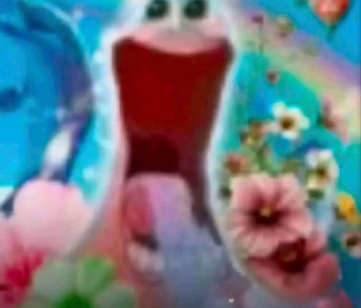 fifiiloops's tweet image. big ole freak