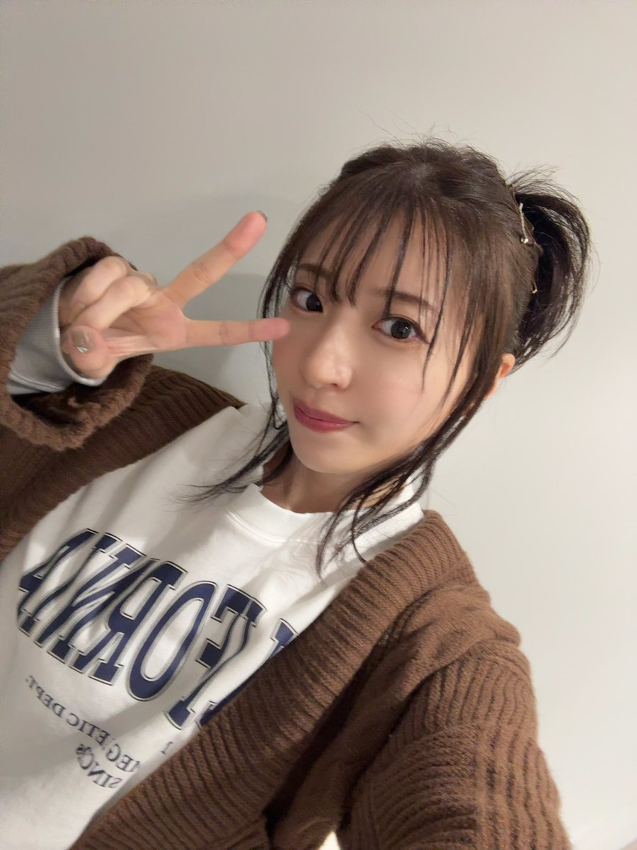 annakoto117's tweet image. カレンダーのリリースイベントに来てくださった皆さま、本当にありがとうございました！！！！！

みんなと話せてすっっっっっごく楽しかったです！！！

カレンダー毎月楽しみにめくってね☺️
また会おうねー！！