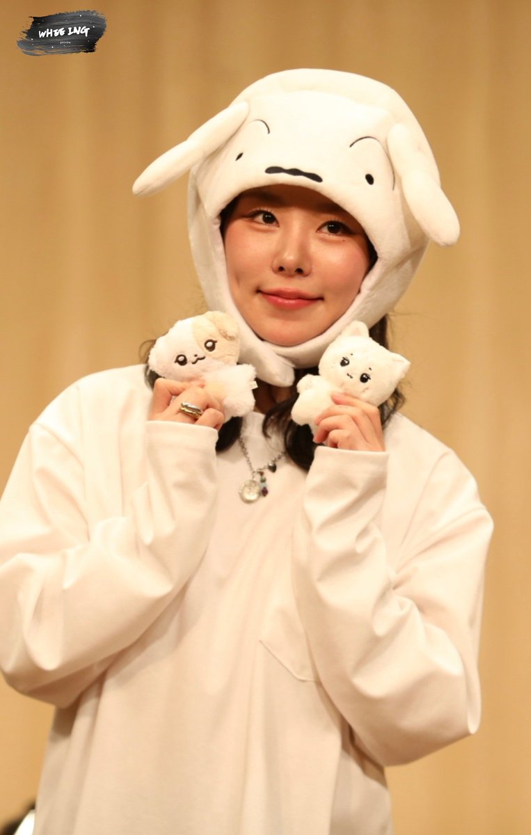 휘잉 tweet media