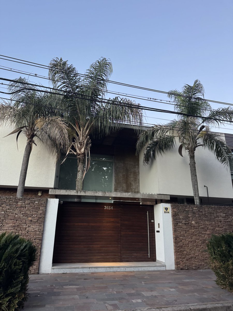 con todo respeto déjame decirte q si no conoces esta casa no tuviste infancia 🙏🏻