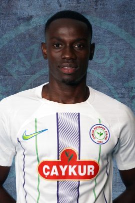 FefeBalazs's tweet image. 🚨Rumours says that ⚪️🟢Ferencváros is interested in 🇨🇭Swiss second division RFC Lüttich senegalese player 🇸🇳Oumar Diouf.
Fee around €1,50m. 🇧🇪Gent and 🇧🇪Saint-Truiden also interested.