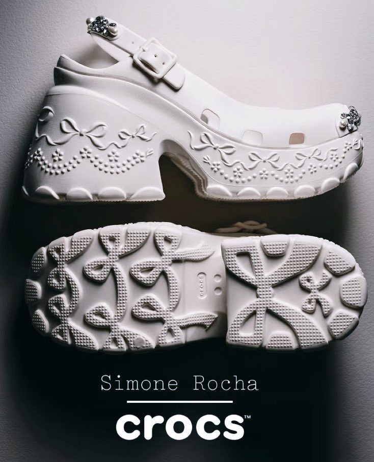 ___h___r___k__'s tweet image. crocs × simone新作 履く宝石、面構えが違う