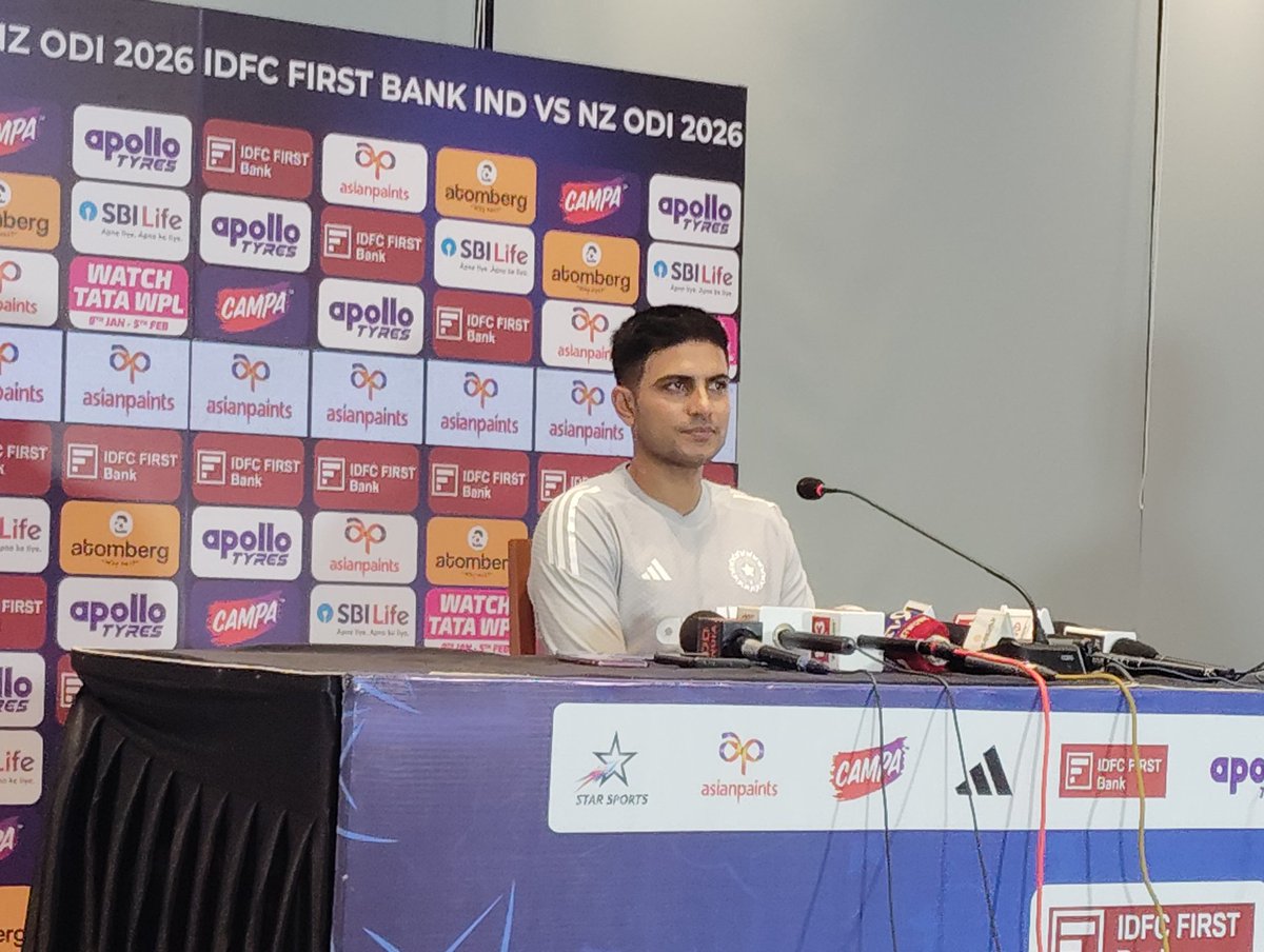 CricketCapture_'s tweet photo. I don’t think any format is easy — every format demands resilience.

Rohit Sharma is one of the greatest ODI openers, and Virat Kohli is among the greatest ODI batters of all time. – Shubman Gill

#ShubmanGill | #INDvsNZ | https://t.co/54guSbv6rv