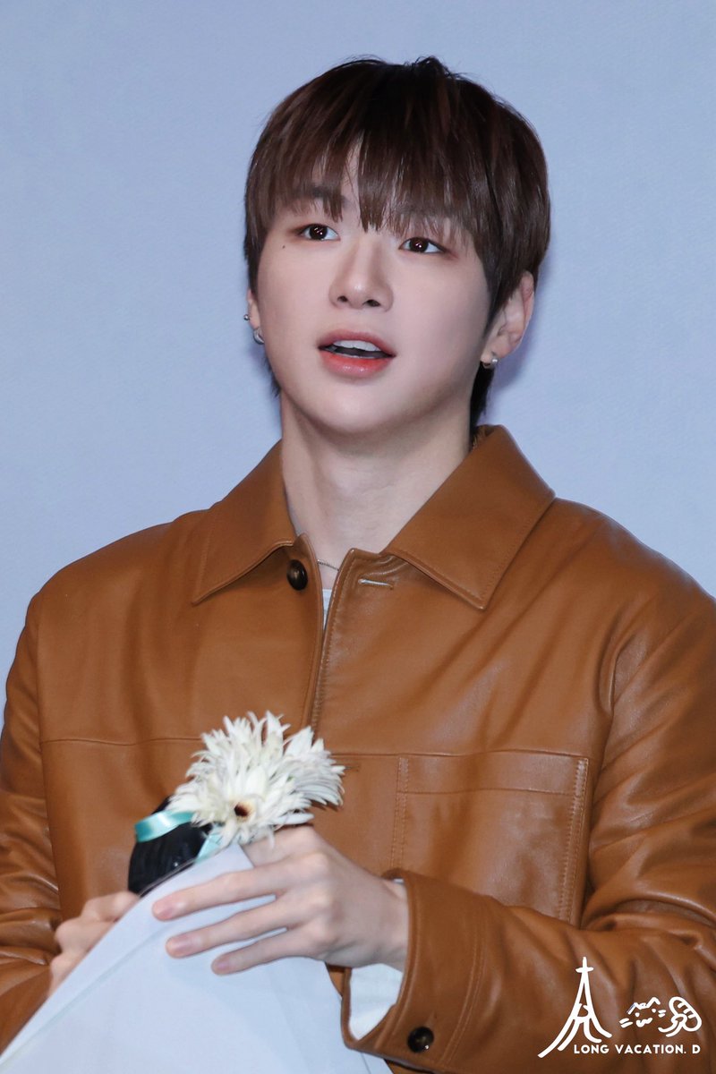 LongVaca1210's tweet photo. #강다니엘 #KANGDANIEL 

-260110 https://t.co/CaSA2v9tqI