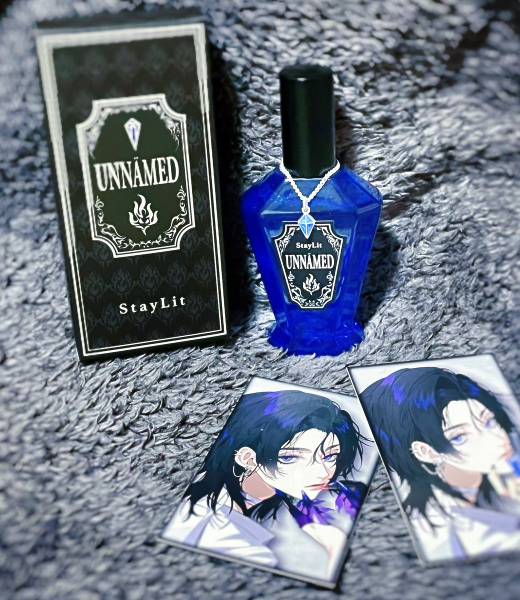 香水届きました！香りも良いしパッケージが本当にかっこ良すぎる🥹✨
大切に使います💙🤍
 #dear_u_san