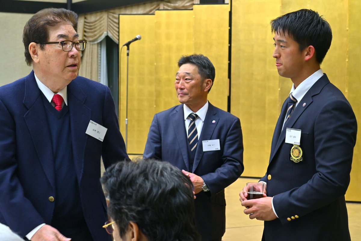 sponichi_kkbb's tweet photo. 法大スラッガー×法大スラッガー https://t.co/Jxo3qPVgKd