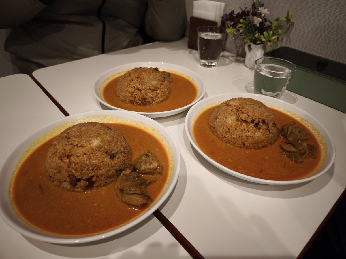 FSBALFA's tweet image. 新年会バイ！

美味かああああああああああああああああああああああああああ！