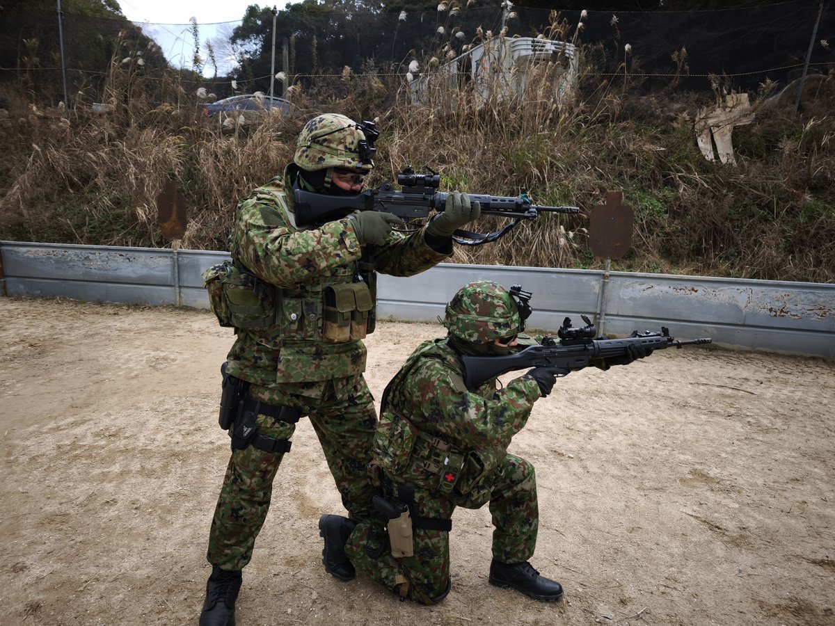 FSBALFA's tweet image. ゲームそっちのけで遊んでいました。