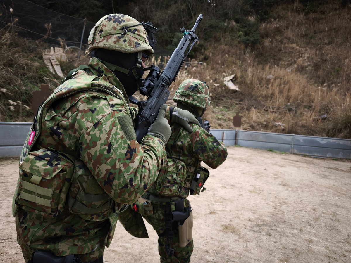 FSBALFA's tweet image. ゲームそっちのけで遊んでいました。