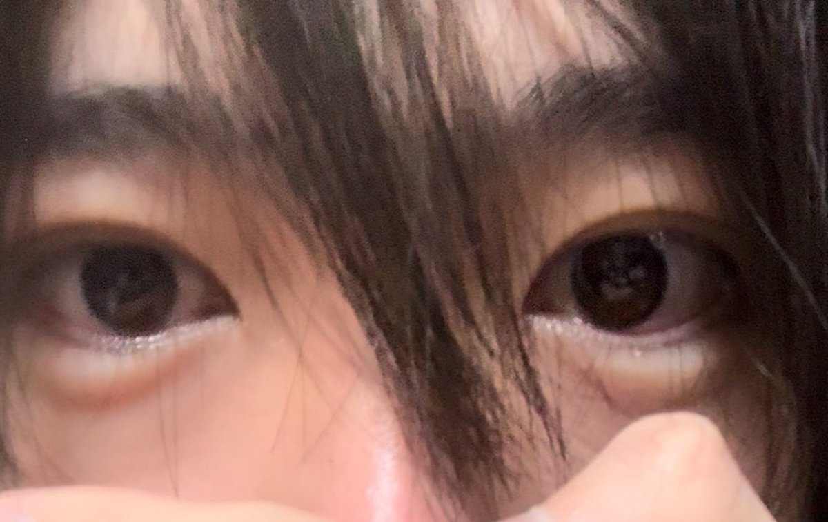 JCl1i's tweet image. I'm half Japanese and half Korean, and these are my eyes！🇯🇵🇰🇷
I don't have those sunken, gloomy eyes like you guys.
#flatface