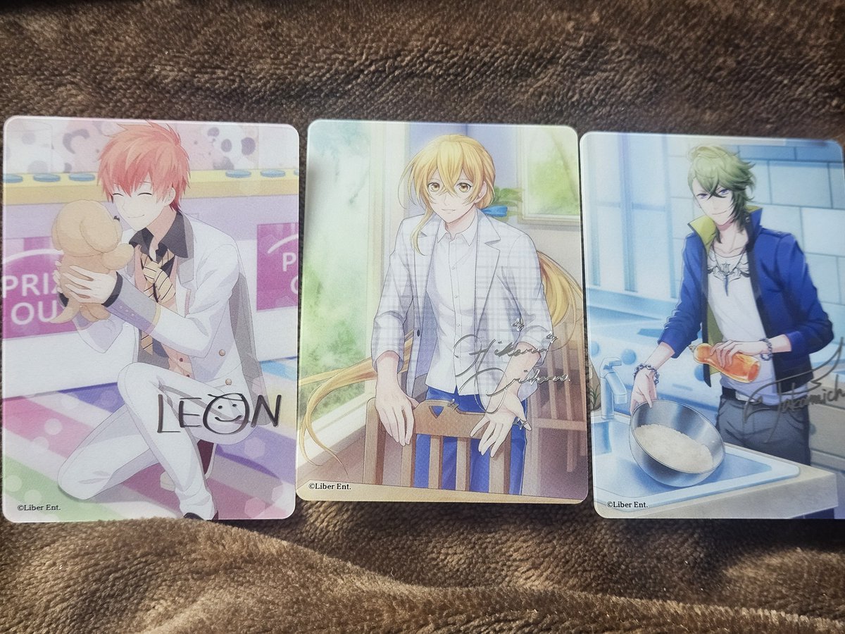 赤羽根双海 トレカ アイチュウ サイン 箔押し アイチュウ クリアカード 箔押し 黒羽 - メルカリ