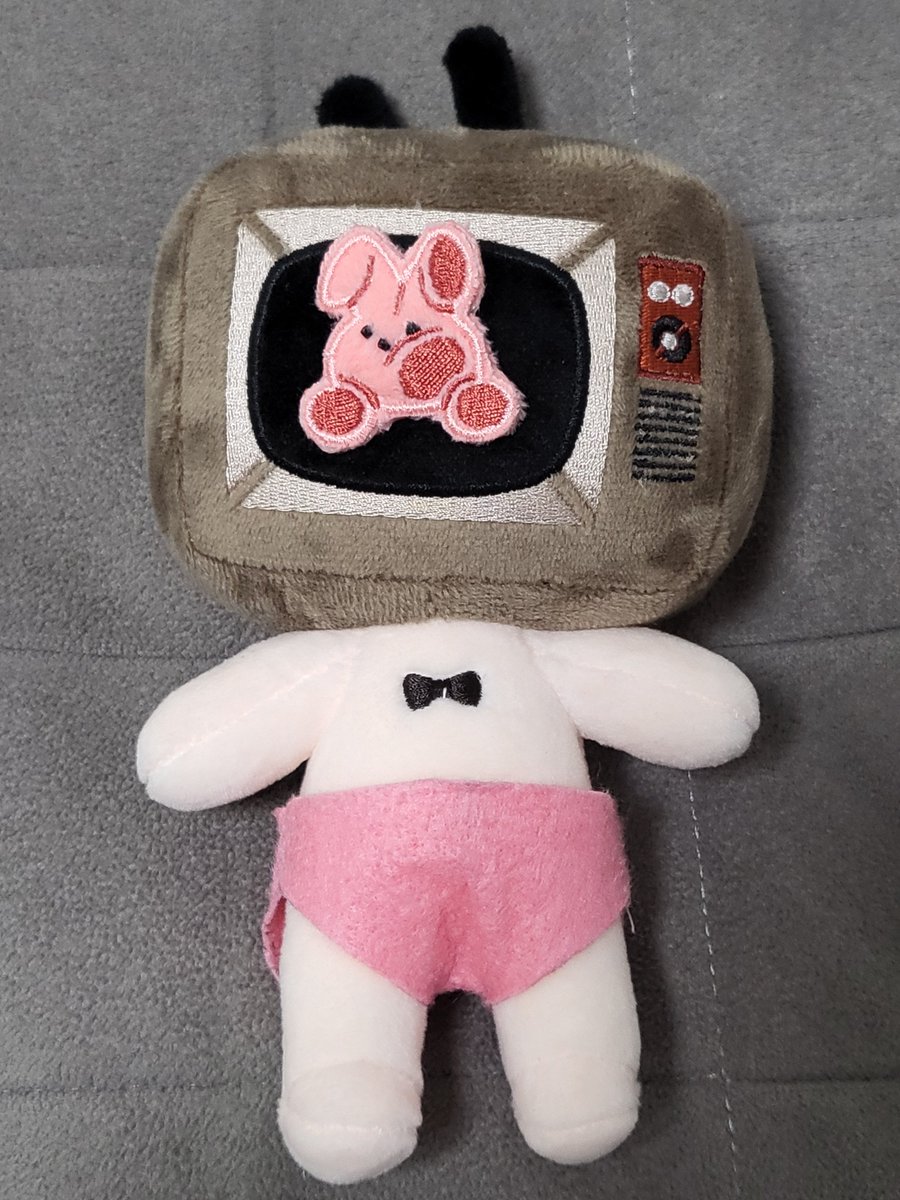 ㅋ
ㅋㅋ
ㅋ
브라공 첫 꼬까옷을 분홍빤스로 장만하다...동생이 엉.골 숭하다고 헝겊행주로 맹글어 입혀줫읍니다