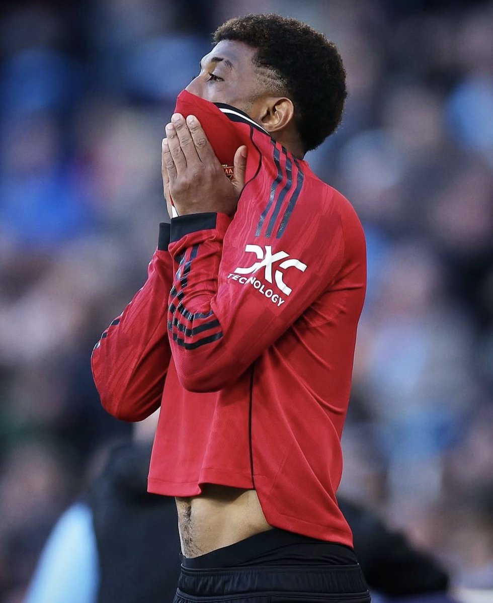 Utdtruthful's tweet image. 🚨🗣️ Amad on the sack of Amorim: “It was a tough topic. I was a bit SAD because he’s the coach who gave me MORE visibility and more opportunities to play for Manchester United.

“I was very sad. I even sent him a message to thank him for everything he did for me, both in my life…