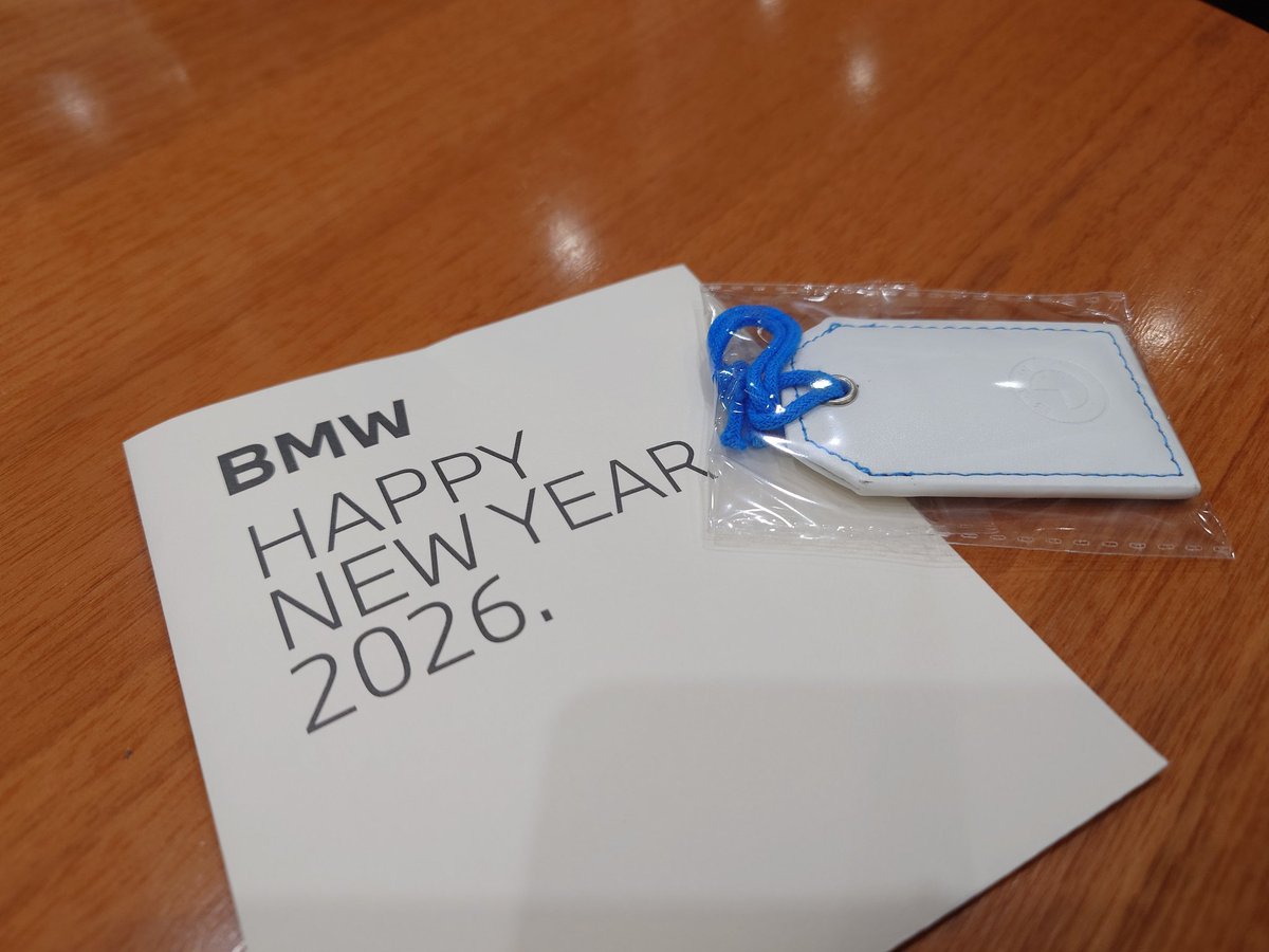 買ったもの見せるだけなので売り物じゃないです 今年の分もゲット♪ でも、販売では無く「お渡し」となった為に1人一つ