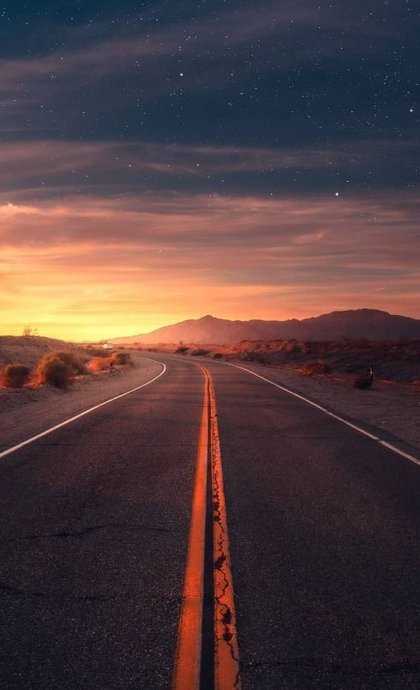 LinkovaOS's tweet image. 電車で50分の通勤時間が長すぎて本を読む習慣がついた 🥳