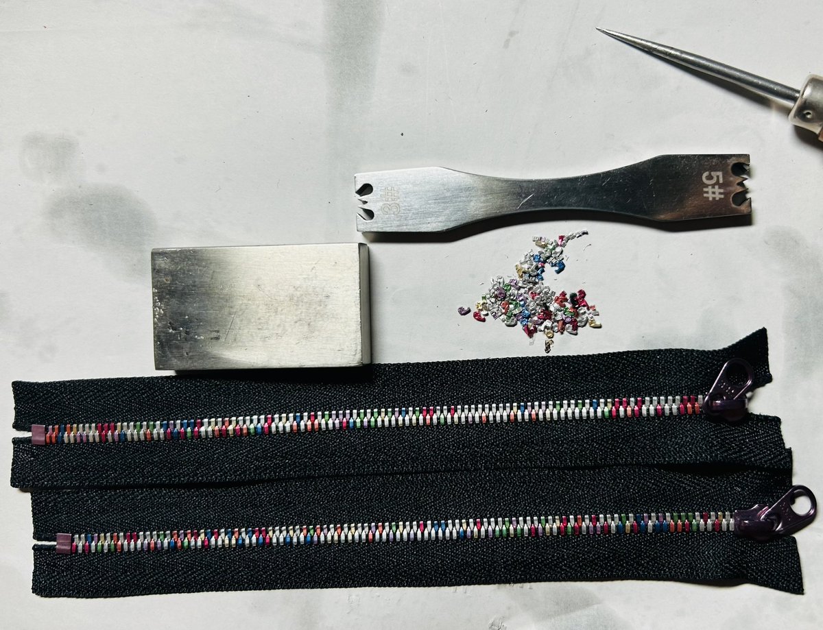 SLAN331's tweet image. ルミナ長さ調整&amp;amp;止め金具付け✨
特殊なので食い切りでは上手くいかず、専用治具は物凄く高価😆
なので手軽なこれ使ってます👏