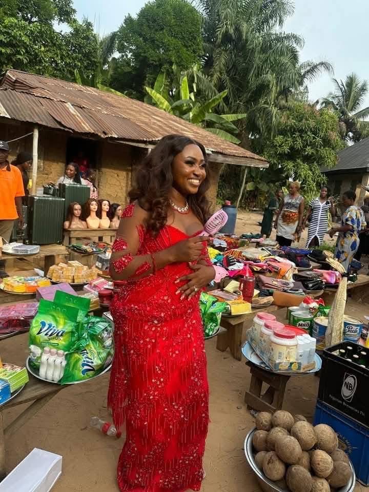 General_Somto's tweet image. “Congratulations To Me! My Odogwu Paid In Full. Bride Price Completed.”~ Lady