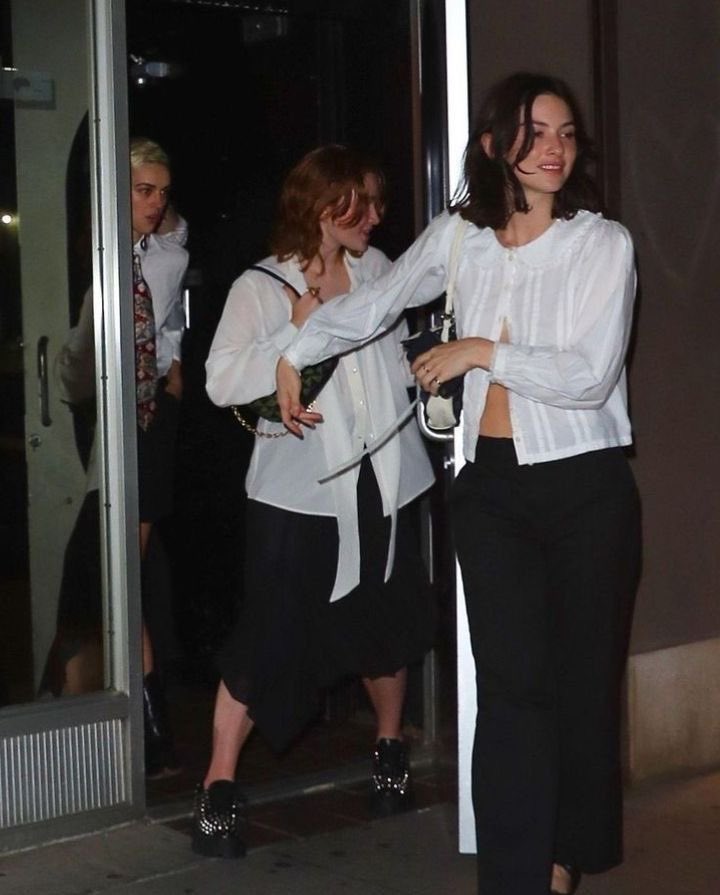 yntprtm's tweet image. 이날은 진짜 좋은 날임
그레이시에이브럼스 세이디싱크 에이바카프리  여자의악마레즈비언의악마들이 테일러스위프트 파티에서 모인 날