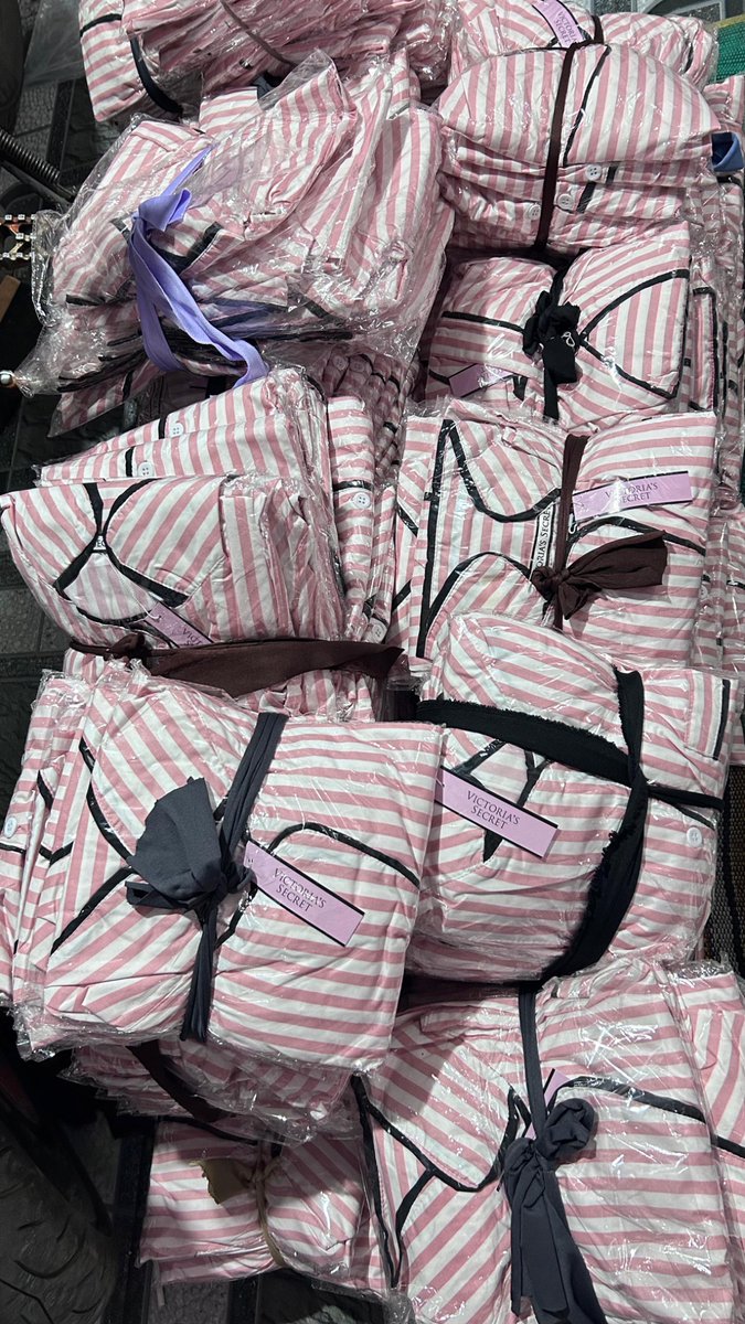 Unpadfess tweet media