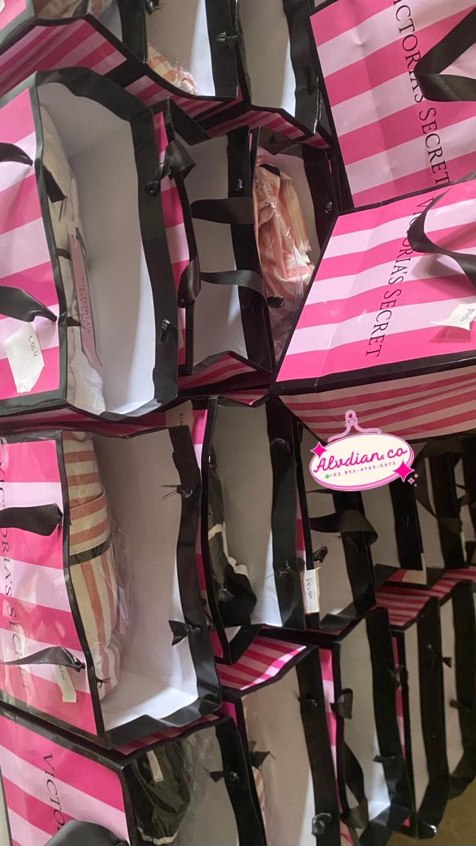 Unpadfess tweet media