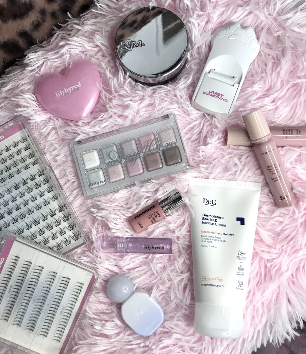 #광고 #에뷰페 #에이블리뷰티페스타

RT 추첨을 통해 세분께 쇼핑지원금을 드려요🫰💕

1월 12일 부터 9일간 진행되는 에뷰페에서 전상품 20% 쿠폰과 함께 인기 아이템을 만나보실 수 있어요♡

최대 82% 할인하는 만큼 세일에 구매하기 좋은 템들 타래로 소개해드릴게요!

applink.a-bly.com/hg3d2e