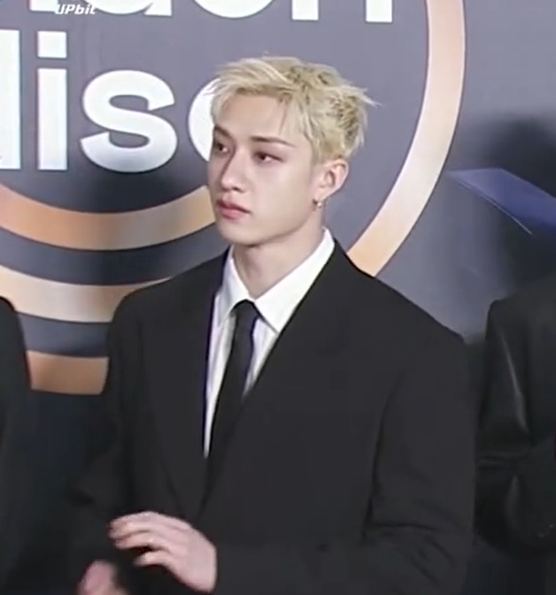 About Music tweet media