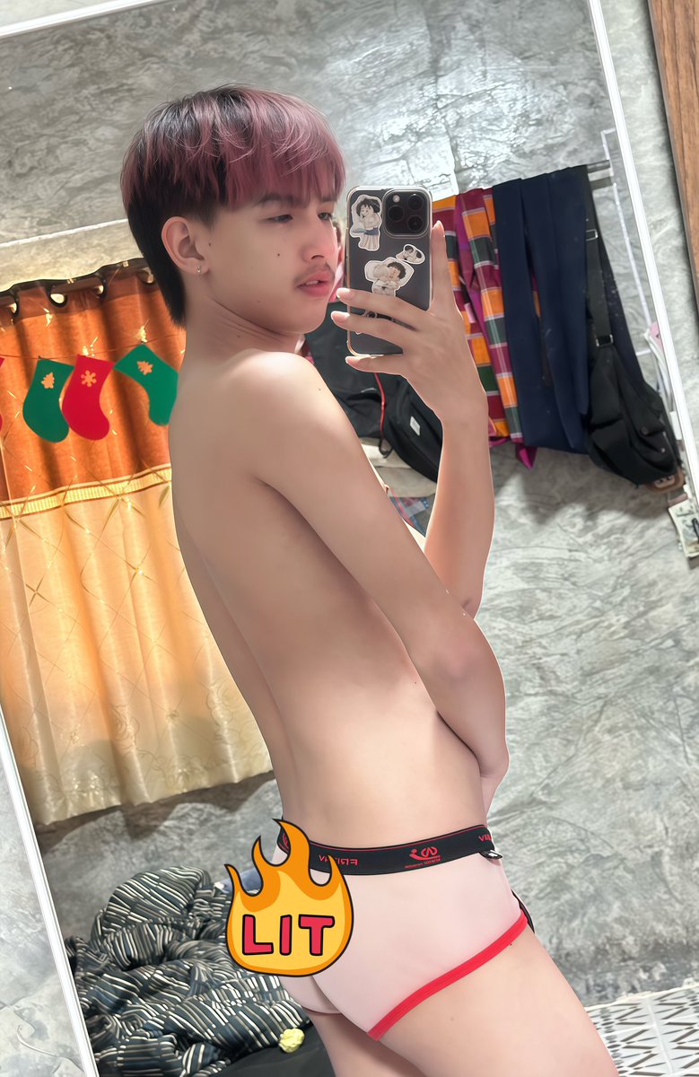 ชาเขียวที่แปลว่าอร่อย 🍀 tweet media