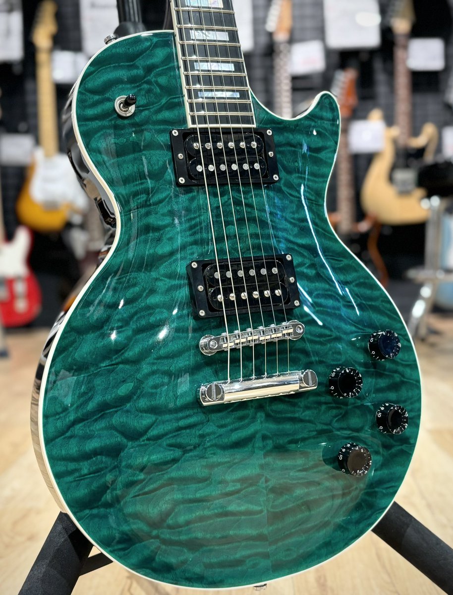 中古入荷情報】 すごいLPタイプが入荷しました！ 深みがありながらも