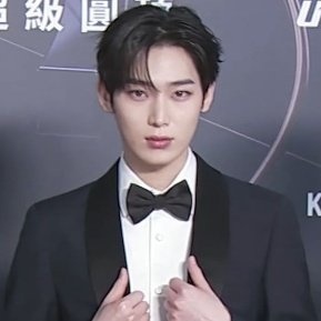 jnksnx's tweet image. My two KIMs, Jennie and Sunoo. ❤️‍🔥