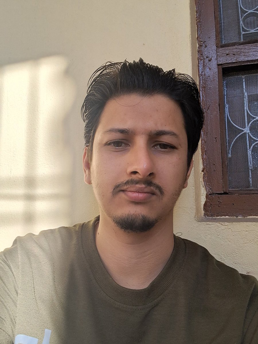 AimSubedi's tweet image. आजको दिन घाम तापेर कटाइयो।