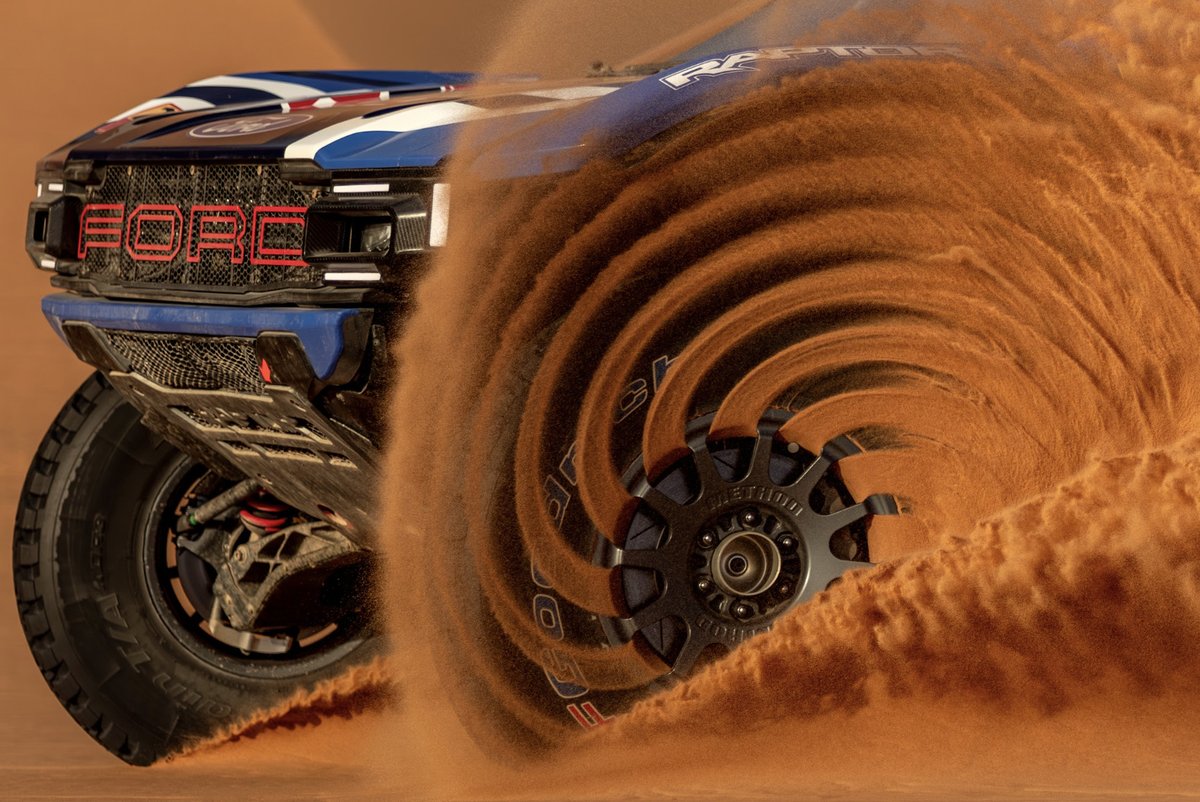 stefifm's tweet image. La gente de @FordRacing  con LA foto del #Dakar2026