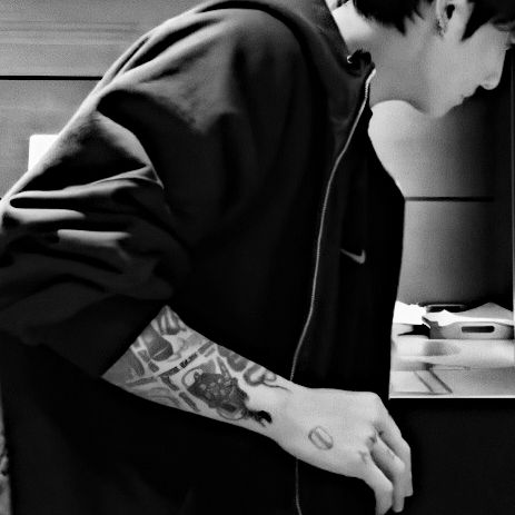 silenvoid's tweet image. morning, regulars.

slowly fixing the illness, although there's still some more rest to be done. let's take it easy this weekend.