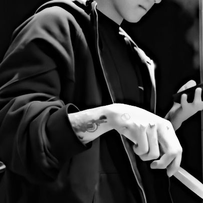 silenvoid's tweet image. morning, regulars.

slowly fixing the illness, although there's still some more rest to be done. let's take it easy this weekend.